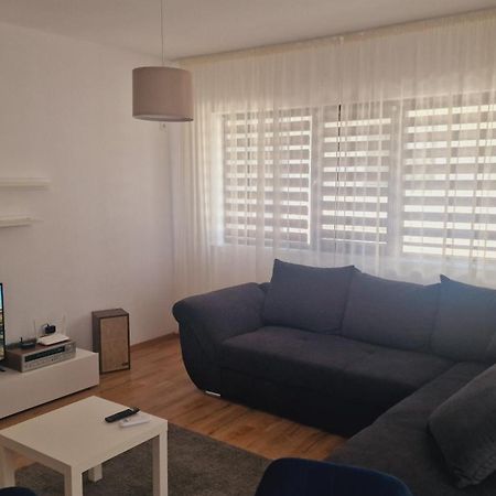White Flat Apartamento Bucareste Exterior foto