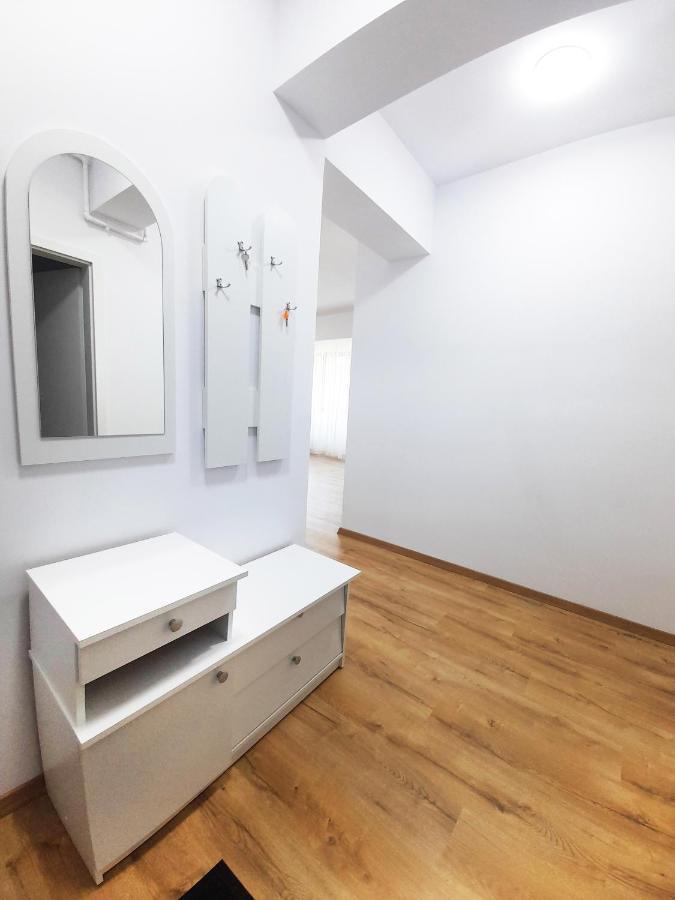 White Flat Apartamento Bucareste Exterior foto