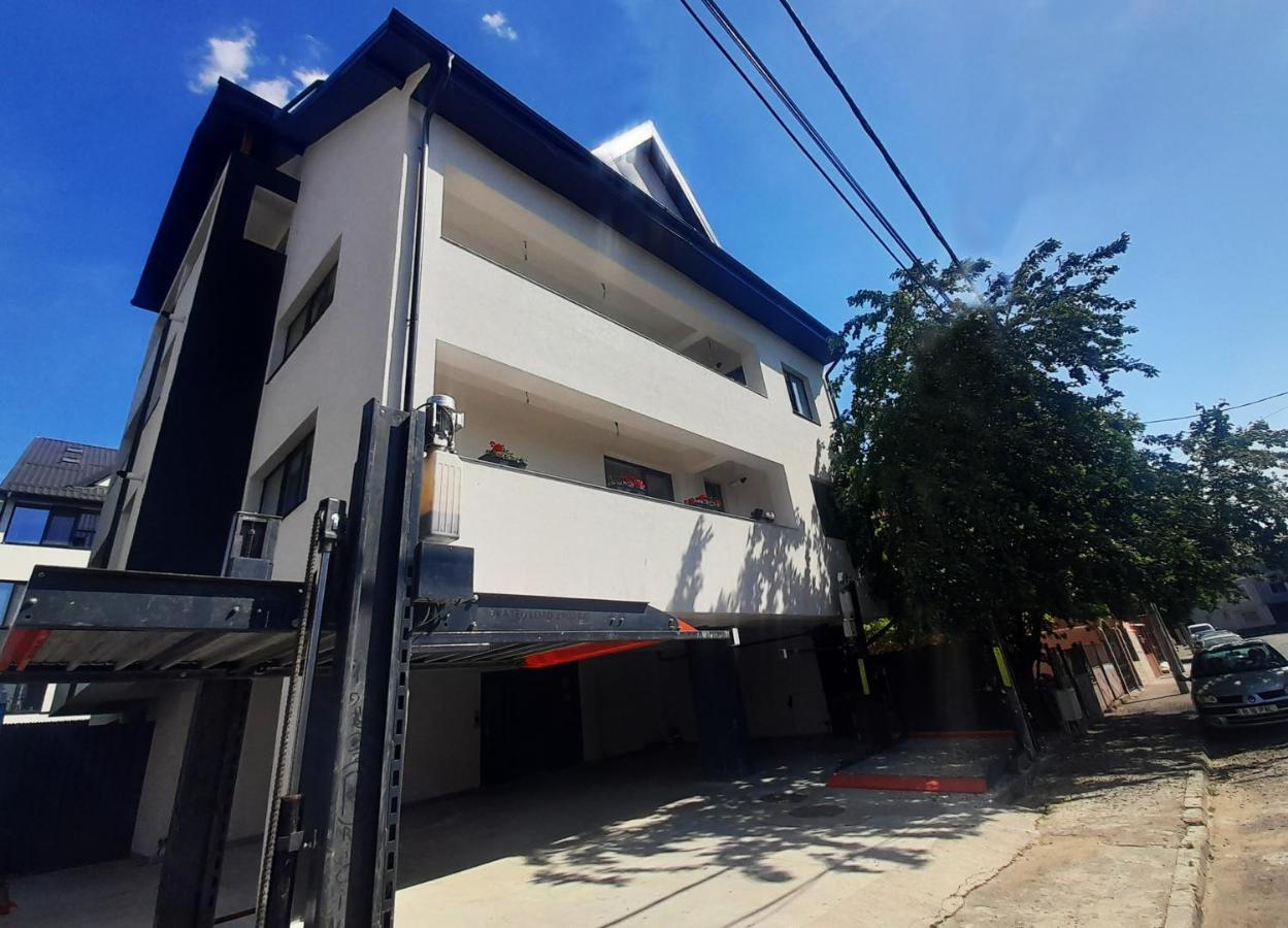 White Flat Apartamento Bucareste Exterior foto